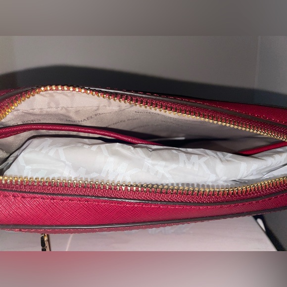 Michael Kors LG Frame Out Item Cherry Red Cross Grain Leather Crossbody Bag - Picture 16 of 16